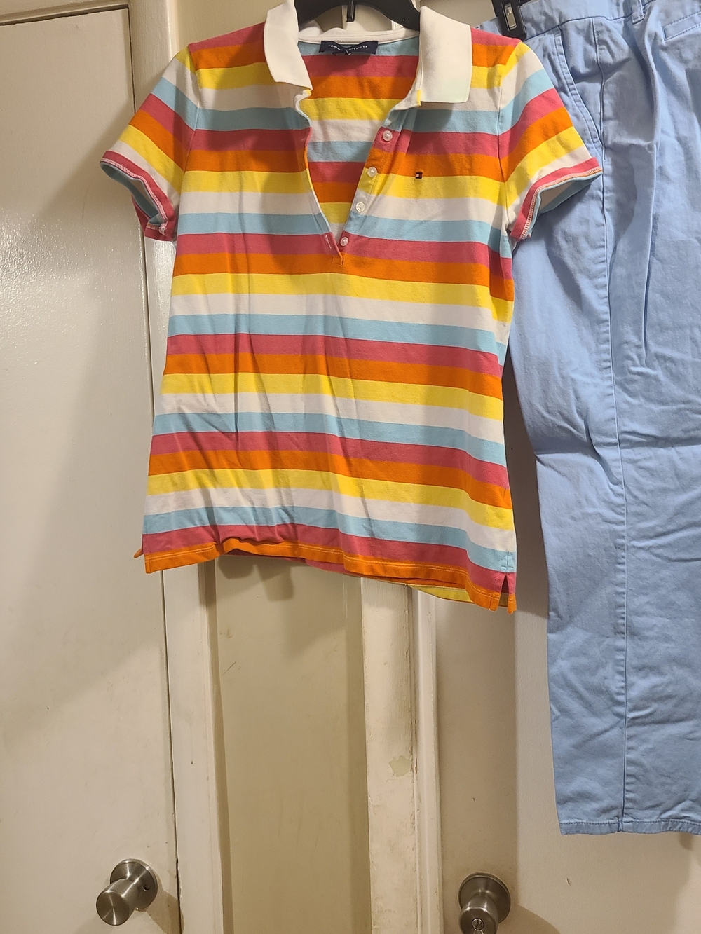 Tommy Hilfiger Women’s Multicolor Stripe Polo — White Collar